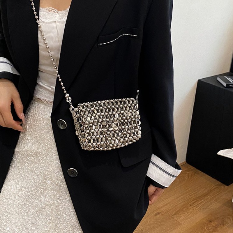 PU 고급스러운 느낌의 단색 이브닝 백, 홀로우 아웃  - Women Bags In Sale 리뷰 및 가격